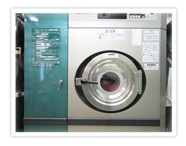 �V���R�[���z�b�g�h���C�@�̓���